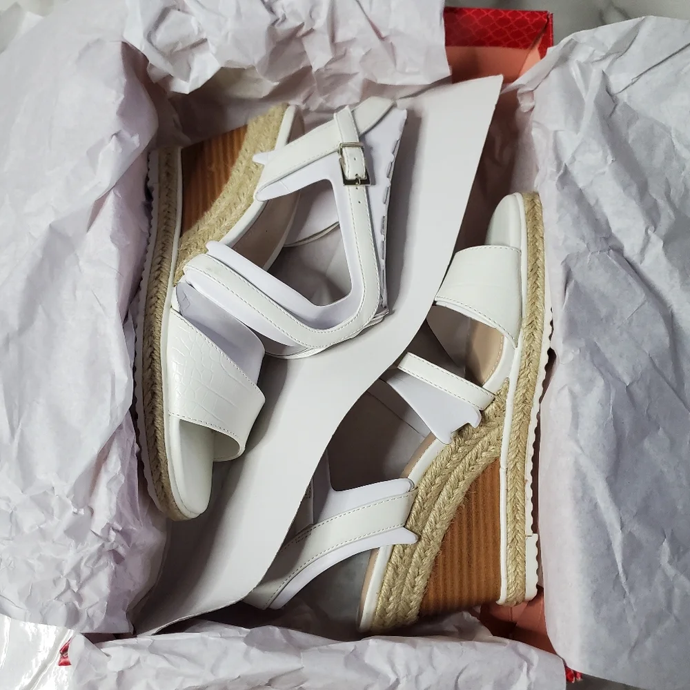 Kelly & Kate India Espadrille Wedge 7